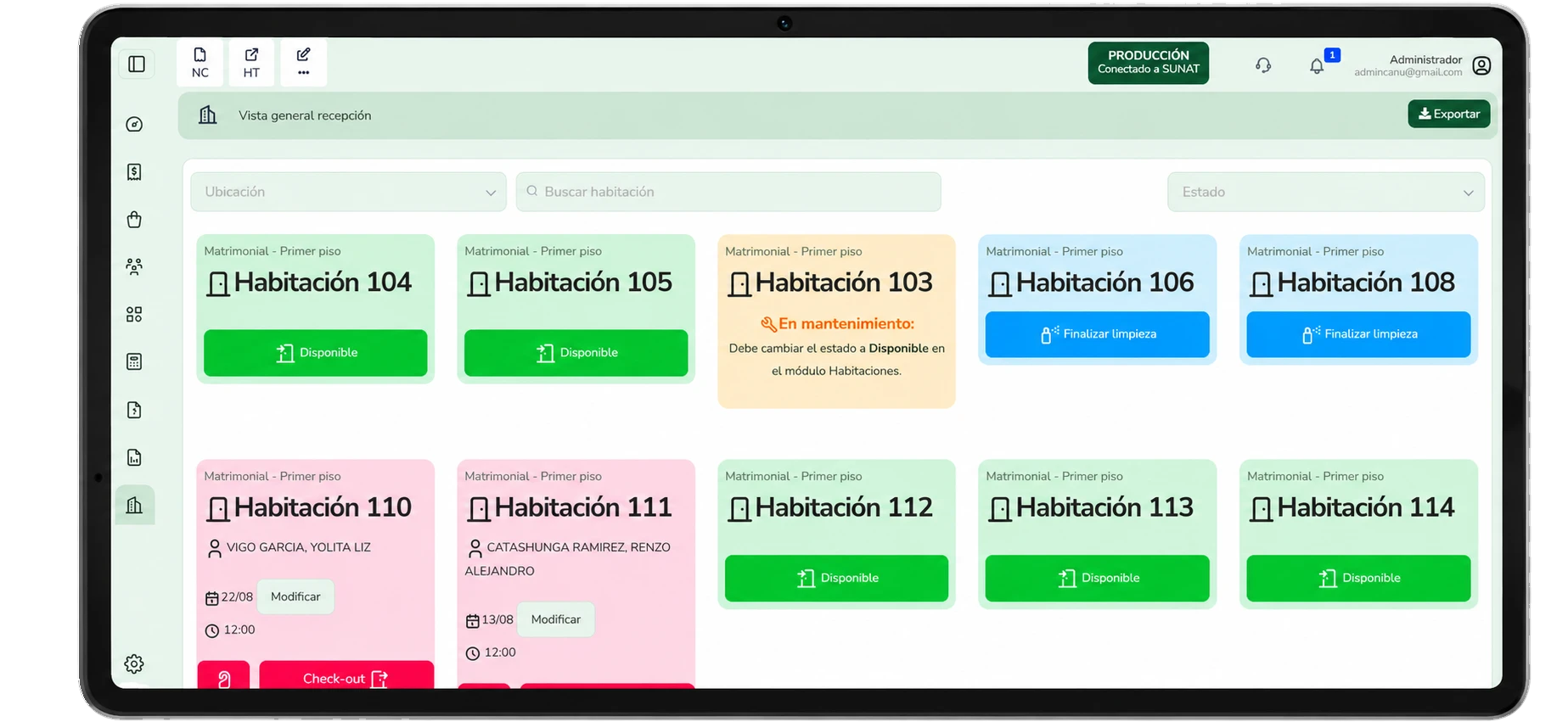 Vista de recepción con el estado de cada habitación en una tablet